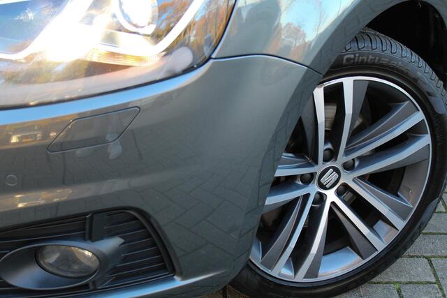 Seat ALHAMBRA 1.4 TSI 150pk DSG FR Business Intense 7p. | Elektrische schuifdeuren | Camera | Elektrische achterklep | Full Link | Zwenkbare trekhaak | Alcantara/Leder