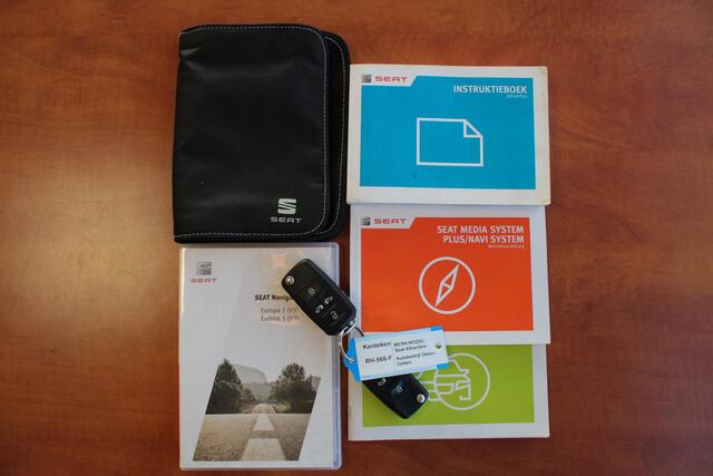 Seat ALHAMBRA 1.4 TSI 150pk DSG FR Business Intense 7p. | Elektrische schuifdeuren | Camera | Elektrische achterklep | Full Link | Zwenkbare trekhaak | Alcantara/Leder