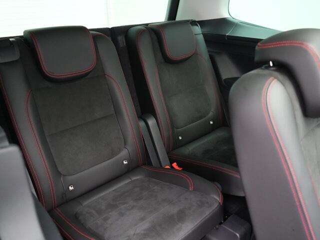 Seat ALHAMBRA 1.4 TSI FR Business Intense 7 Persoons 150pk Dealer O.H. | Trekhaak Af Fabriek | Panodak | Adaptive Cruise | Camera | Apple Carplay | Alcantara Sportstoelen Verwarmd | Keyless | Blis | Navigatie | DAB |