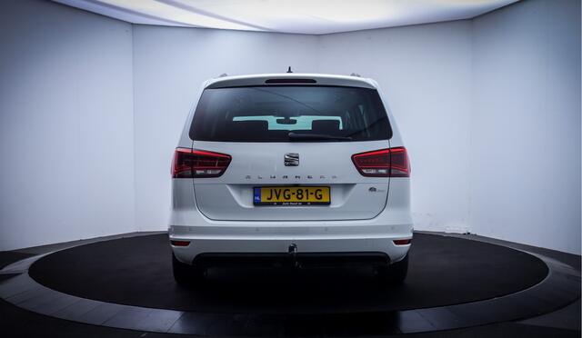Seat ALHAMBRA 2.0TSI Dsg FR-INTENSE PANO | XENON | CAMERA | STOELVERW | ELEK SCHUIFDEUREN | NAVI | CARPLAY | CRUISE | AFN TREKHAAK | LMV 18''