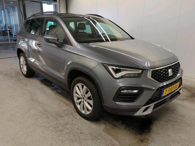Seat ATECA 1.5 TSI Style Business Intense DSG Navigatie Apple Carplay/Android Auto Camera Parkeersensoren Cruise Control Full Led koplampen Lichtmetalen velgen Virtual Cockpit Getinte ramen Climate Control