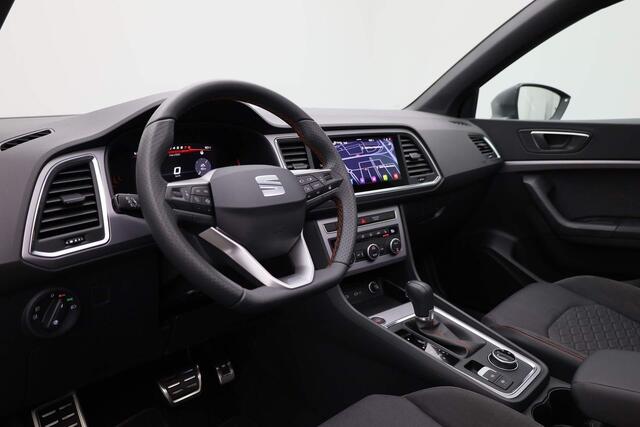 Seat ATECA 1.5 TSI 150 pk DSG FR Business Intense | Panoramadak | Trekhaak | Stoel-/achterbankverwarming | Achteruitrijcamera | Navigatie