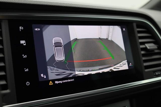 Seat ATECA 1.5 TSI 150 pk DSG FR Business Intense | Panoramadak | Trekhaak | Stoel-/achterbankverwarming | Achteruitrijcamera | Navigatie