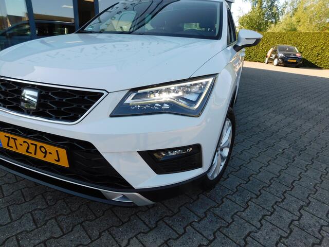 Seat ATECA 1.0 TSI 116 PK, Led, Trekhaak, Camera, Adaptieve cruise enz enz.