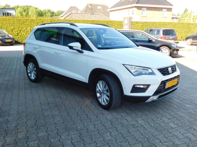 Seat ATECA 1.0 TSI 116 PK, Led, Trekhaak, Camera, Adaptieve cruise enz enz.