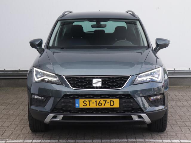 Seat ATECA 1.4 EcoTSI Style Business Intense | Trekhaak | Camera | Navigatie | Elektrische klep | Cruise control |