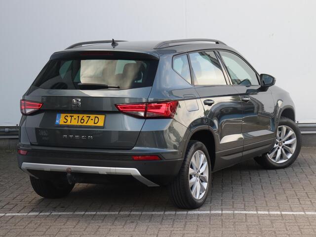 Seat ATECA 1.4 EcoTSI Style Business Intense | Trekhaak | Camera | Navigatie | Elektrische klep | Cruise control |