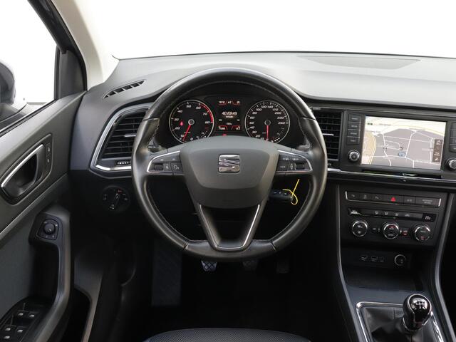 Seat ATECA 1.4 EcoTSI Style Business Intense | Trekhaak | Camera | Navigatie | Elektrische klep | Cruise control |