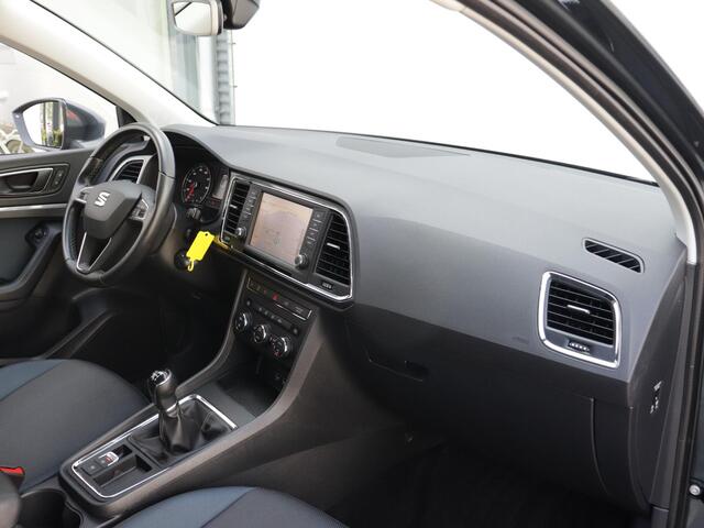 Seat ATECA 1.4 EcoTSI Style Business Intense | Trekhaak | Camera | Navigatie | Elektrische klep | Cruise control |