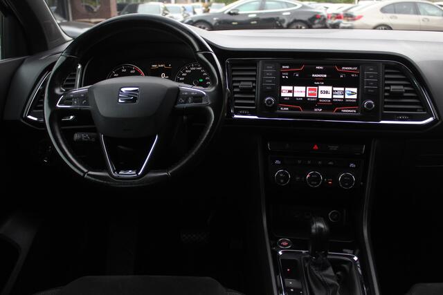 Seat ATECA 1.4 EcoTSI Xcellence / Camera / Navigatie / Cruise Control / LED Koplampen / 18'' / Getint glas