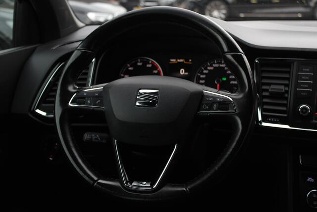Seat ATECA 1.4 EcoTSI Xcellence / Camera / Navigatie / Cruise Control / LED Koplampen / 18'' / Getint glas