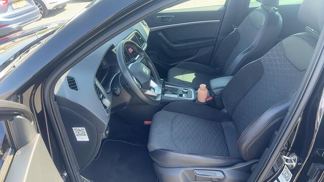 Seat ATECA 1.5 TSI 150pk FR Business Intense DSG / Navigatie / Camera / Elek. Achterklep