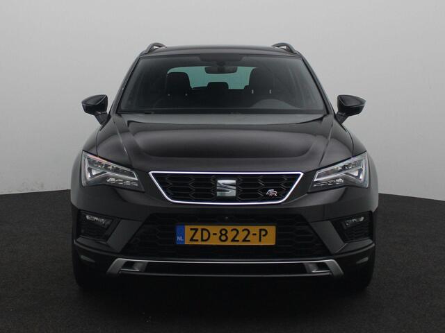 Seat ATECA 1.5 TSI FR Business Intense | Navi | Achteruitrijcamera/360 camera + sensoren | Elektrisch panoramadak en achterklep |