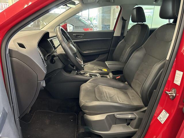 Seat ATECA 1.5 Tsi 150pk DSG Style Business Intense · Camera · Beats Audio · Apple/Android Car Play · Navi · P-Sensoren · Park Assist · Cruise Control · 17'' Inch ·