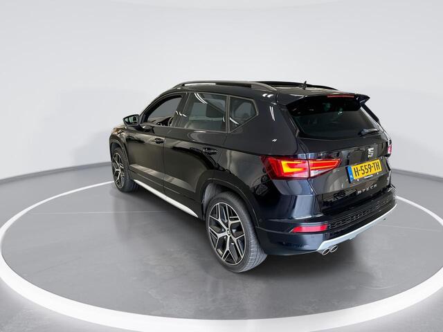 Seat ATECA 1.5 Tsi 150pk DSG FR Business Intense · Apple/Android Car Play · Panoramadak · Elek. Trekhaak · 360 Camera · Keyless · Navi · 19'' Inch ·