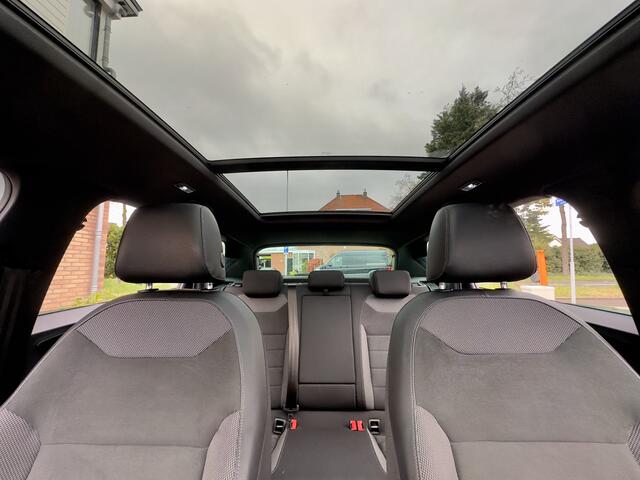 Seat ATECA 1.5 TSI BETAAL 11450 GRATIS 50/50 DEAL 2JR RENTEVRIJ FINANCIEREN