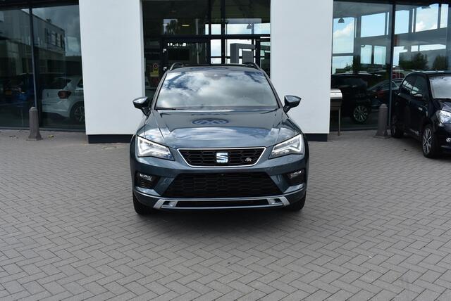 Seat ATECA 1.5 TSI FR Business Intense 110KW-150PK DSG, 29422KM panoramadak, virtual cockpit, adaptieve cruise control, elektrisch verstelbare stoel, winterpakket, beats audio, area view, side assist dode hoek, lane assist