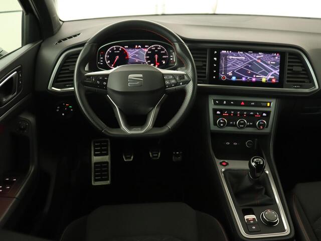 Seat ATECA 1.5 TSI FR Business Intense | Trekhaak | Achteruitrijcamera | Sfeerverlichting | Navigatie | Carplay | Stoelverwarming | Full-LED koplampen | LMV 18