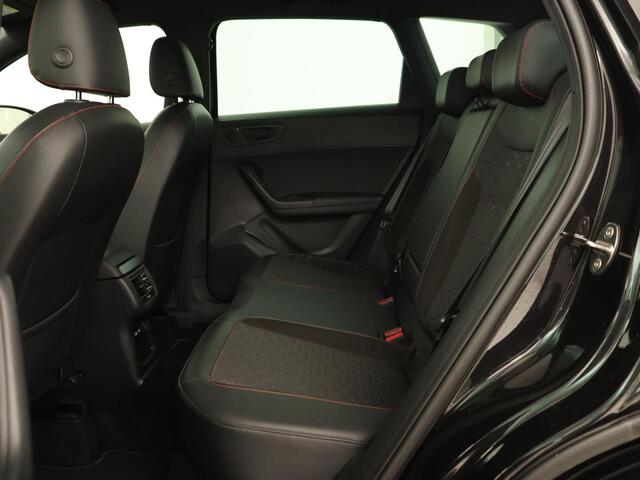 Seat ATECA 1.5 TSI FR Business Intense | Trekhaak | Achteruitrijcamera | Sfeerverlichting | Navigatie | Carplay | Stoelverwarming | Full-LED koplampen | LMV 18