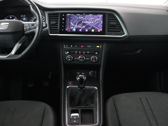 Seat ATECA 2.0 TDI Style Intens | Carplay | Camera | Navigatie | Full LED | Park Assist | Cruise control | Climate control | Getint glas