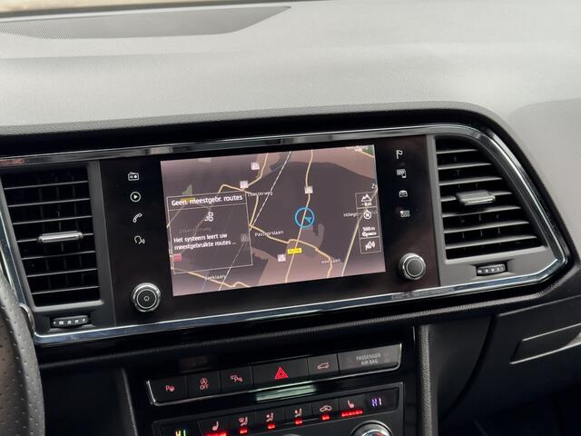 Seat ATECA 1.5 TSI AUT7 FR INTENSE 150PK. PANODAK LEDER NAVI CAMERA360 DIGI-DASH CARPLAY LED LMV PDC