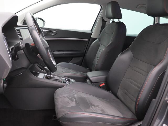 Seat ATECA 1.5 TSI FR Business Intense 150PK DSG Trekhaak, Beats Audio, Memorystoel, Voorruitverwarming, Keyless, Stoelverwarming, 18" LM Velgen