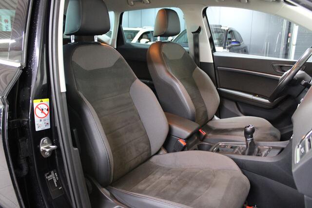 Seat ATECA 1.0 EcoTSI Style Business Intense / Full led / Camera / Elektr. klep / Navi /