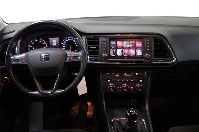 Seat ATECA 1.0 EcoTSI Style Business Intense / Full led / Camera / Elektr. klep / Navi /