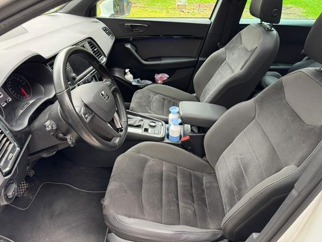 Seat ATECA 1.4 EcoTSI 150pk Xcellence DSG / Navigatie / Panoramadak / Stoelverwarming / Trekhaak