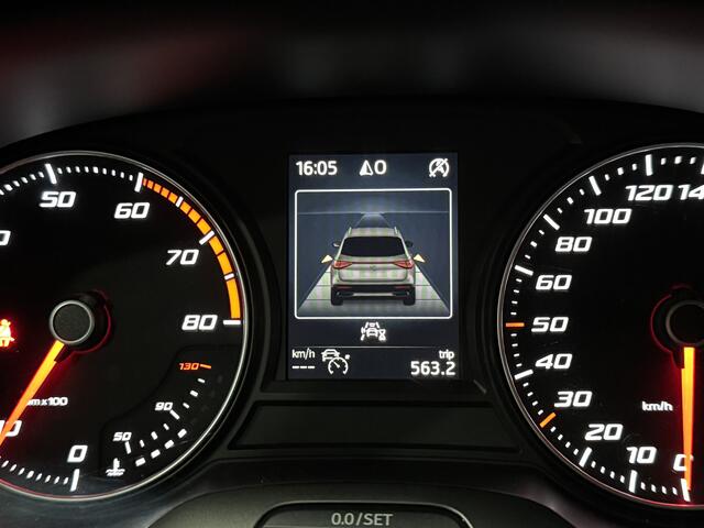 Seat ATECA 1.0 EcoTSI Style Business Intense METALLIC KEYLESS CAMERA TREKHAAK