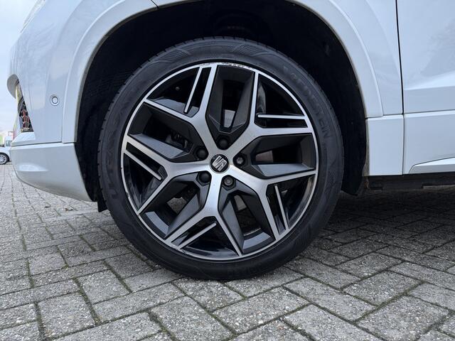 Seat ATECA 1.5 TSI FR Business Intense / Automaat / 360 camera / Beats soundsystem / Parkeerhulp /