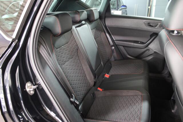 Seat ATECA 1.5 TSI FR Business Intense / 19'' LMV / Stoel + stuur verw. / Elek. klep /