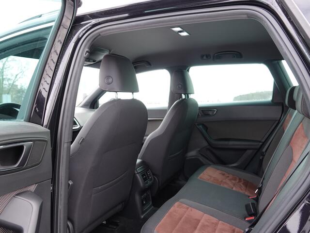 Seat ATECA 1.4 EcoTSI 150PK DSG Xcellence TREKH. | ACC | ECC | DODE HOEK | WINTERPACK