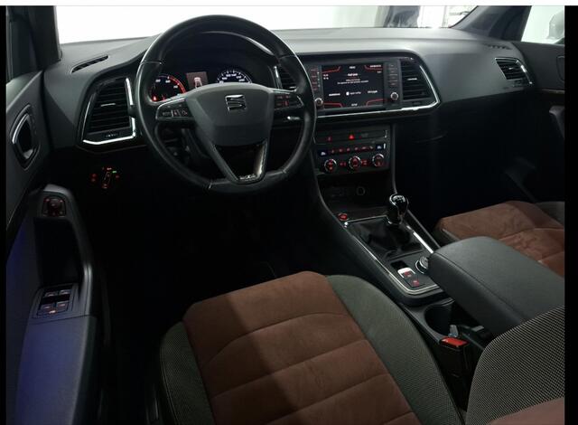 Seat ATECA 1.4 EcoTSI Xcellence Camera/Trekhaak/LED/Navi/Clima/Cruise/LM-Velgen