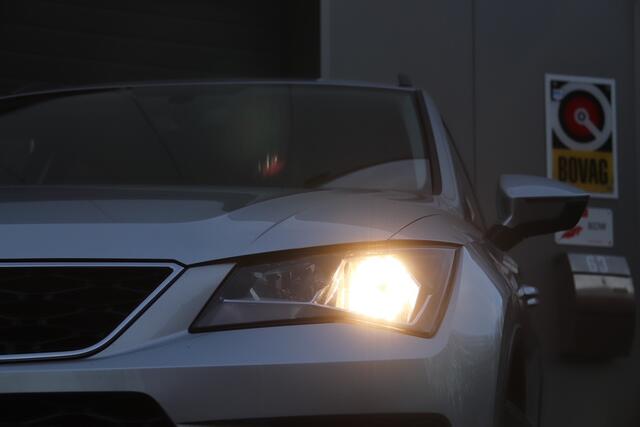 Seat ATECA 1.5 TSI Style Automaat, Navigatie, Camera, Trekhaak