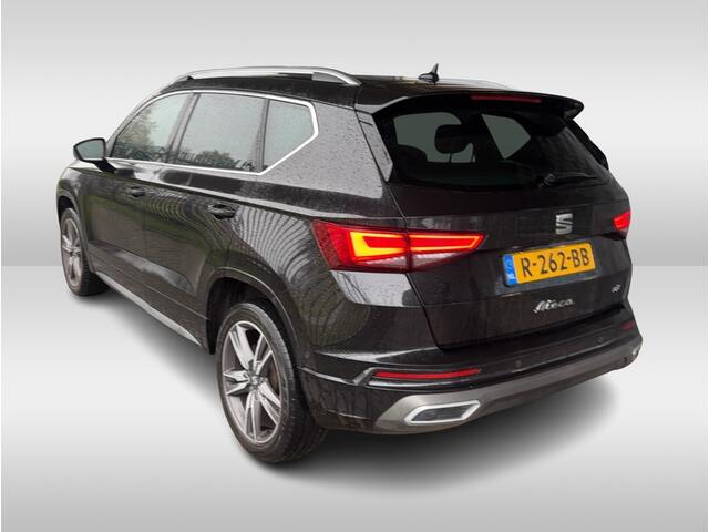Seat ATECA 1.5 TSI Xperience Business Intense / Trekhaak / Panoramadak / Camera / Virtual Cockpit / CarPlay / 18'' / Keyless / Rijstrooksensor / Navigatie / LED / DAB / Stuur+Stoelverwarming / ACC