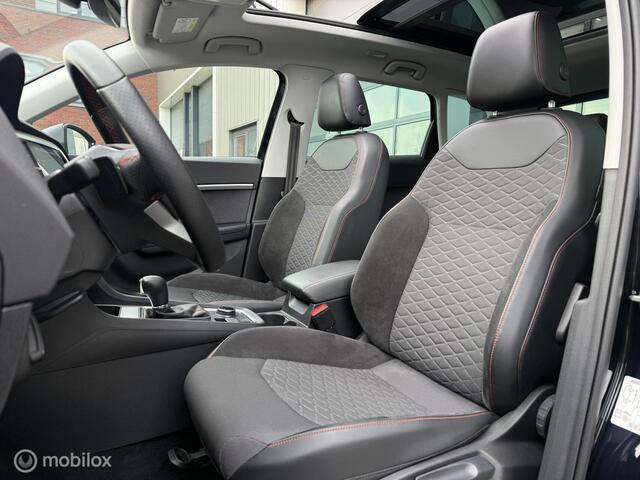 Seat ATECA 1.5 TSI Xperience Business Intense / Trekhaak / Panoramadak / Camera / Virtual Cockpit / CarPlay / 18'' / Keyless / Rijstrooksensor / Navigatie / LED / DAB / Stuur+Stoelverwarming / ACC
