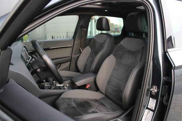 Seat ATECA 1.4 EcoTSI Xcellence 150pk - Pano - ACC - Keyless - Camera - Navigatie - LED - Rijklaar