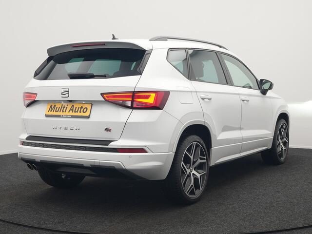 Seat ATECA 1.5 TSI FR DSG 150pk Dealer O.H. | Trekhaak Af Fabriek | Camera | Beats Audio | 19"L.M | Alcantara Sportstoelen Verwarmd | Sfeerverlichting | Apple Carplay | Keyless | Navigatie | DAB | Cruise Control |