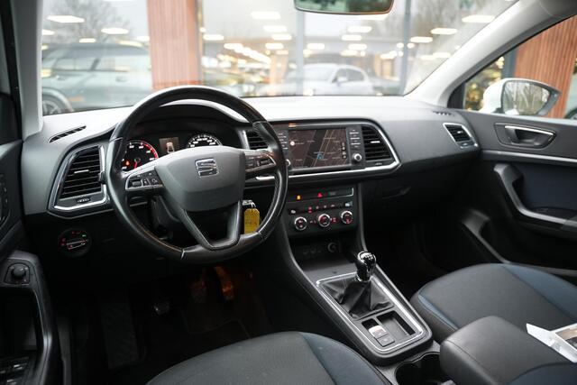 Seat ATECA 1.4 EcoTSI Style Ecc Navi LMV trekhaak camera cruise CarPlay