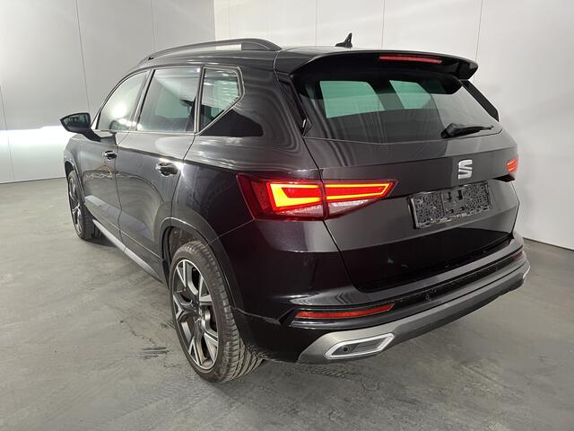 Seat ATECA 1.5 TSI FR / AUTOMAAT/ TREKHAAK/ CAMERA/ STUUR+STOELVERWARMING/ FULL LINK/ ACC/ KEYLESS/ RIJ-MODI/ NAVI/ CLIMA/ DAB/ ISOFIX/ 18'' LMV