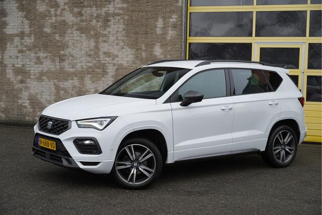 Seat ATECA 1.0 TSI FR Business Intense BJ2022 Lmv 18" | Led V+A | Pdc | Navi | Keyless entry | Elek. achterklep | App-Connect | Achteruitrijcamera | Virtual cockpit | Climate control | Cruise control | Sportstoelen | Verwarmde voorstoelen | Zwarte hemel