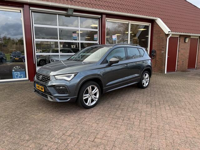 Seat ATECA 1.0 TSI FR BUSINESS INTENSE WEGKLAPBARE TREKHAAK 4 SEIZOENEN BANDEN LUXE UITVOERING!