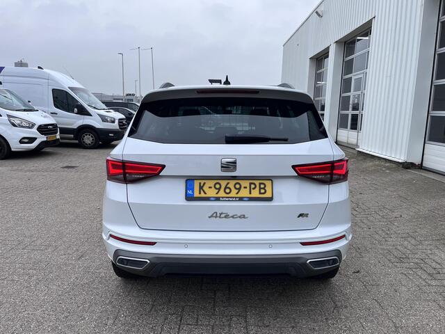 Seat ATECA 1.5 TSI FR Business Intense 150pk | Navigatie | Cruise Controle | Draadloos opladen | All Weather Banden
