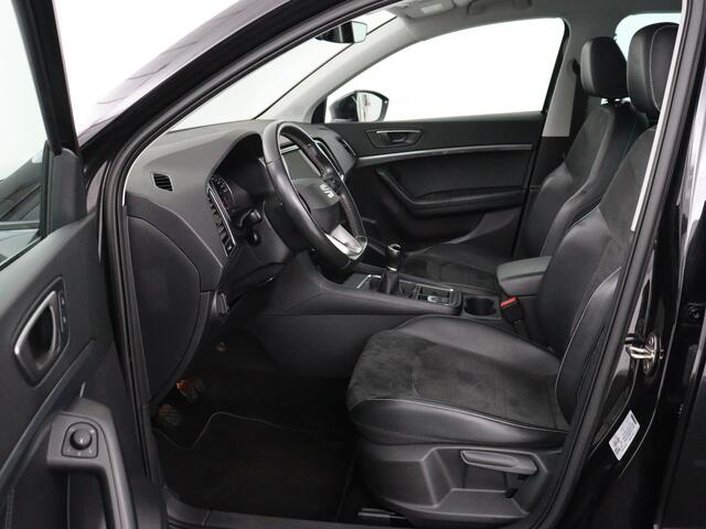 Seat ATECA 1.5 TSI Style Intense | Trekhaak | Leder/Alcantara | Carplay | Camera | Park Assist | Full LED | Navigatie | Climate control | Cruise control | Bluetooth
