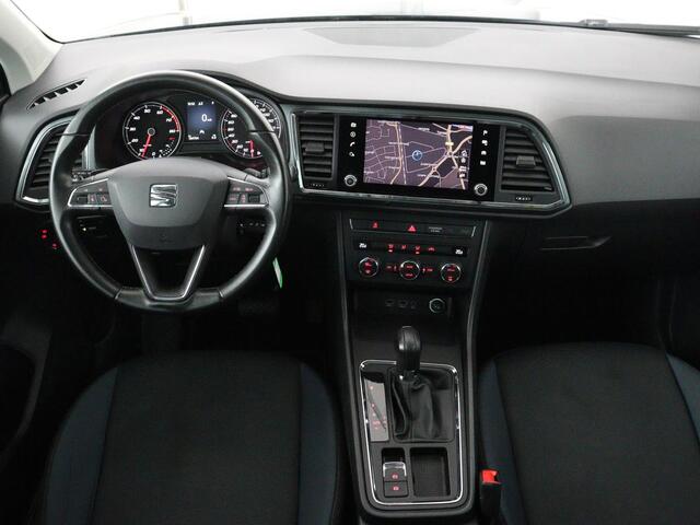 Seat ATECA 1.5 TSI Style | Automaat | Trekhaak | Camera | Carplay | Navigatie | Cruise control | Climate control | Getint glas