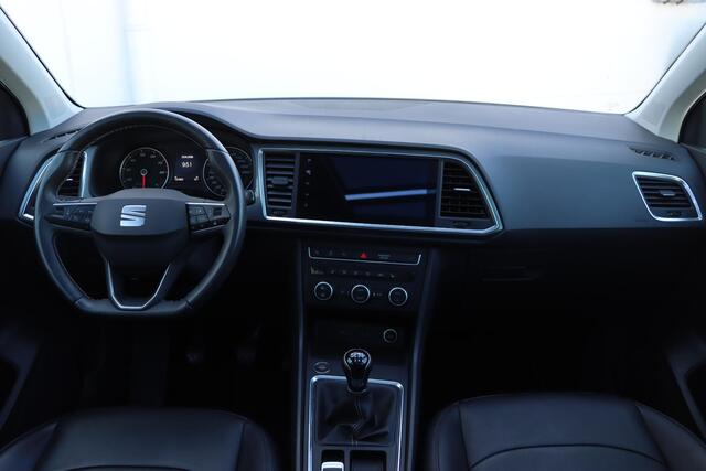 Seat ATECA 1.5 TSI Style Business Intense 150pk | Pano | Camera | Stoel- en Stuurverwarming