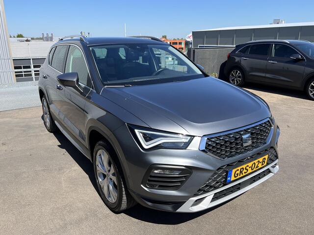 Seat ATECA 1.5 TSI Xperience Business Intense Auto VOL luxe, panoramadak, trekhaak, 360° camera, keyless, stuurverwarming, dodehoek