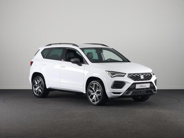 Seat ATECA 1.5 TSI FR Business Intense | Glacial White Metallic | Velgen: 'Exclusive Cosmo Grey', 19 inch | Draadloze Carplay |