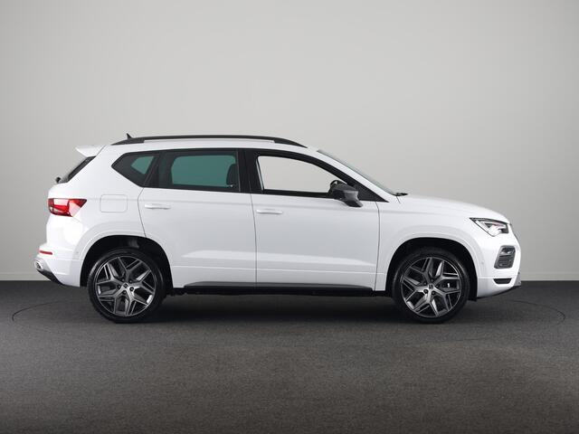 Seat ATECA 1.5 TSI FR Business Intense | Glacial White Metallic | Velgen: 'Exclusive Cosmo Grey', 19 inch | Draadloze Carplay |